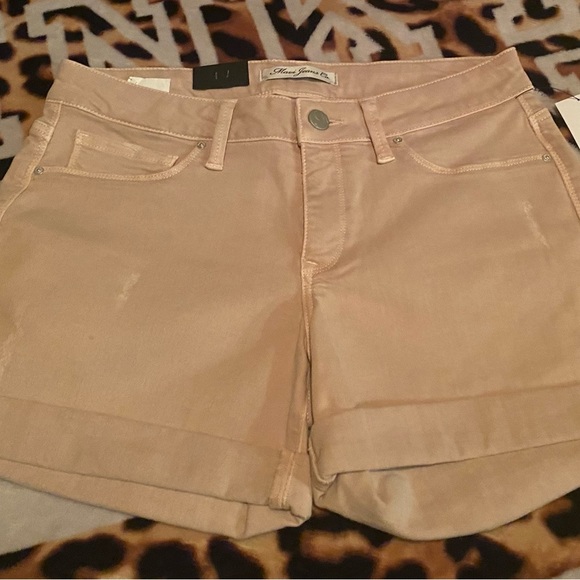 Mavi Jeans Co. “Sara” Mid Rise Shorts - Picture 2 of 5